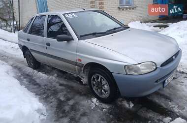Хэтчбек Ford Escort 1998 в Владимире