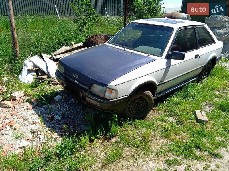 Хэтчбек Ford Escort 1986 в Львове фото 2 Хэтчбек Ford Escort 1986 в Львове