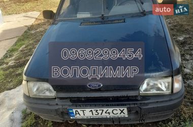 Хэтчбек Ford Escort 1987 в Бурштыне