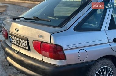 Хетчбек Ford Escort 1996 в Хмельницькому