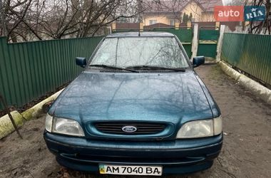 Хэтчбек Ford Escort 1993 в Коростене