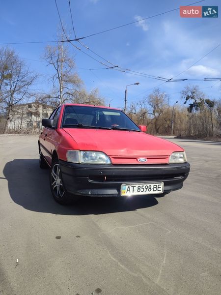 Седан Ford Escort 1992 в Ивано-Франковске