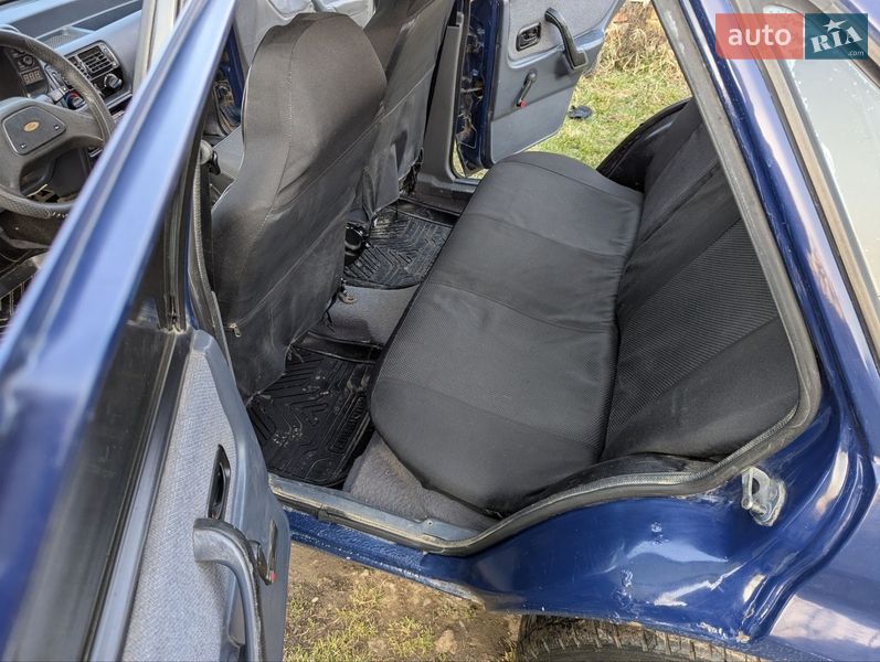 Хэтчбек Ford Escort 1988 в Великом Кучурове