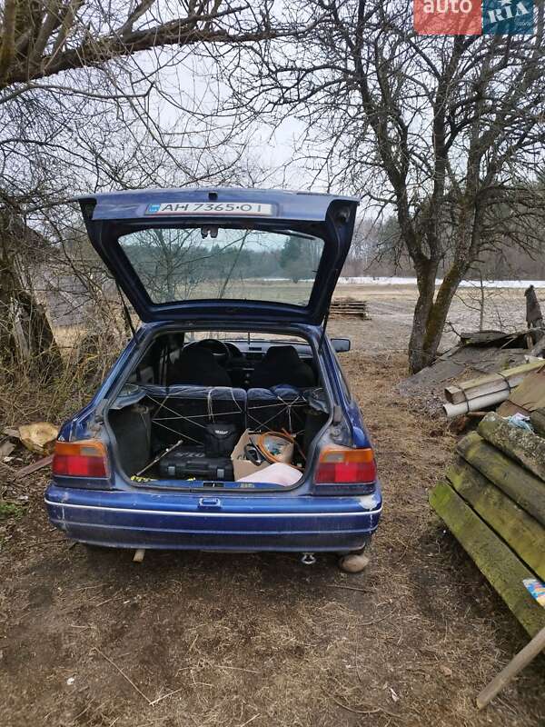 Хэтчбек Ford Escort 1991 в Ямполе фото 6 Хэтчбек Ford Escort 1991 в Ямполе