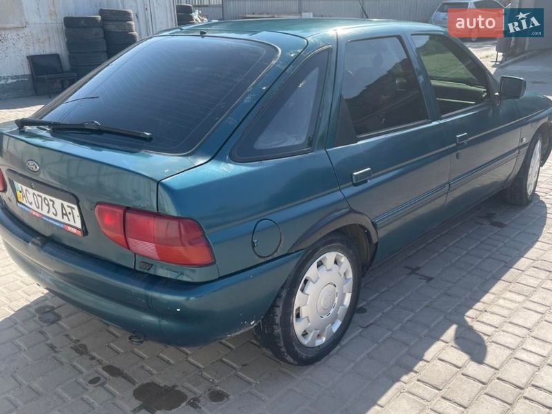 Хэтчбек Ford Escort 1994 в Тернополе фото 4 Хэтчбек Ford Escort 1994 в Тернополе