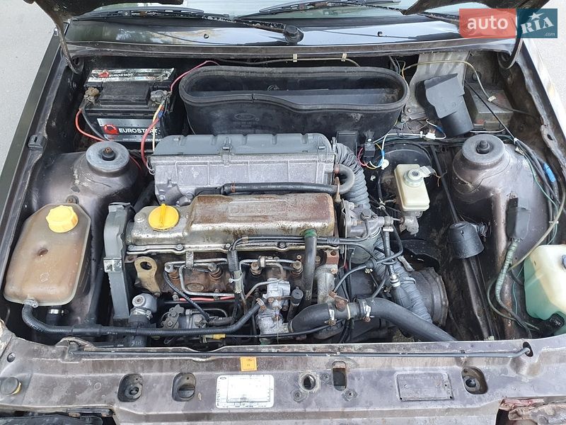 Хетчбек Ford Escort 1986 в Кременчуці
