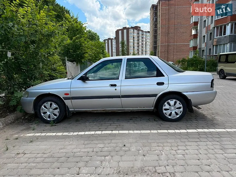 Ford Escort