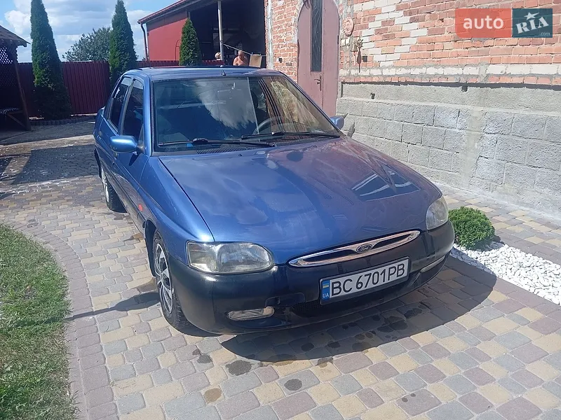 Ford Escort 1998