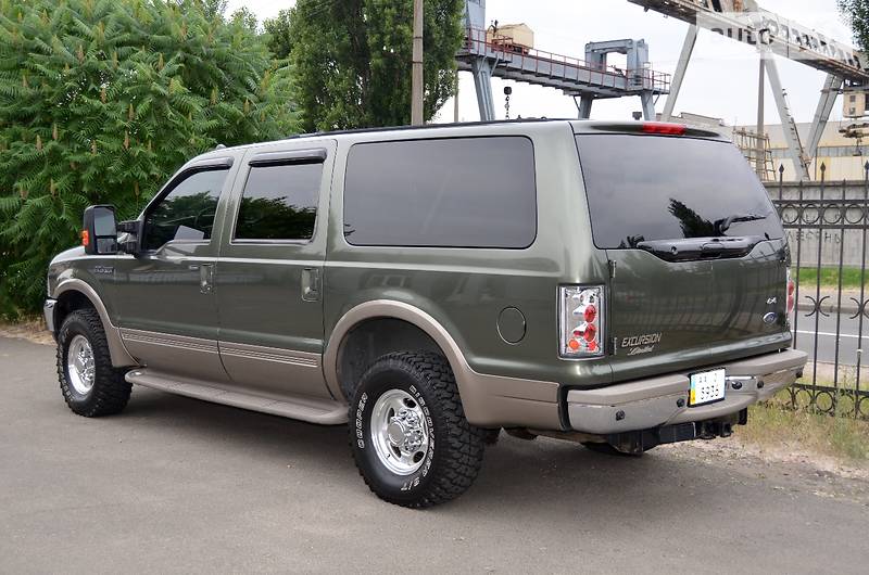 Внедорожник / Кроссовер Ford Excursion 2001 в 