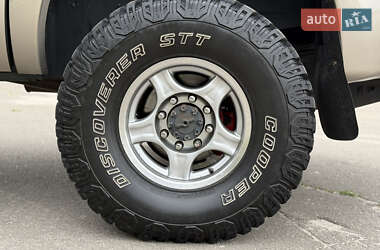 Внедорожник / Кроссовер Ford Excursion 2001 в 