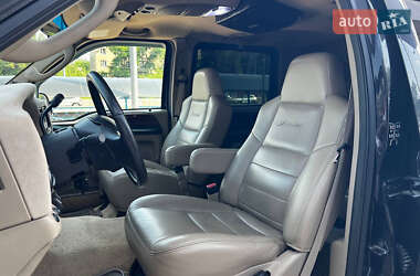 Внедорожник / Кроссовер Ford Excursion 2005 в 