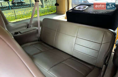 Внедорожник / Кроссовер Ford Excursion 2005 в 