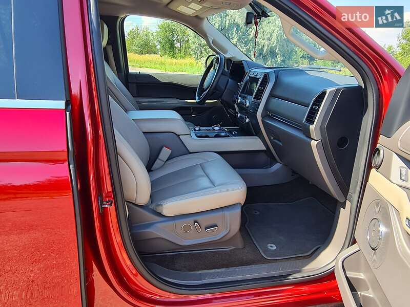 Внедорожник / Кроссовер Ford Expedition 2018 в Одессе