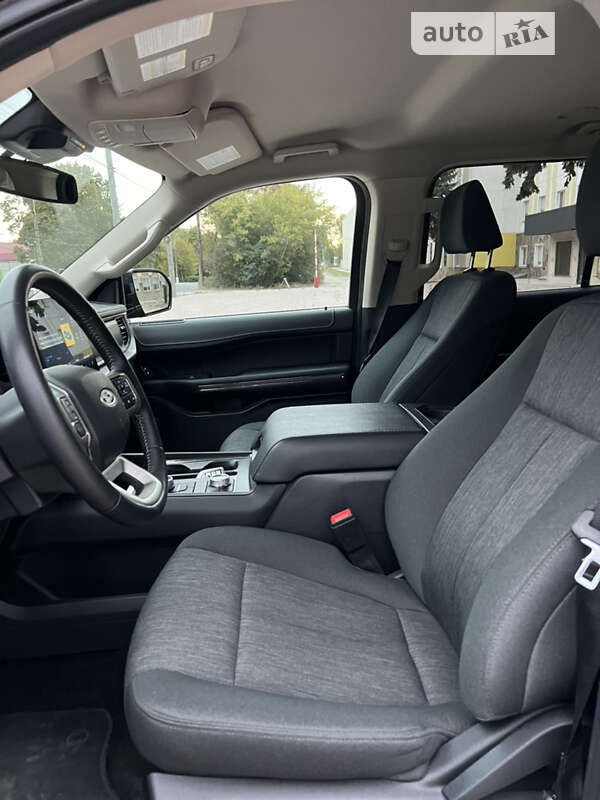 Позашляховик / Кросовер Ford Expedition 2022 в Тернополі