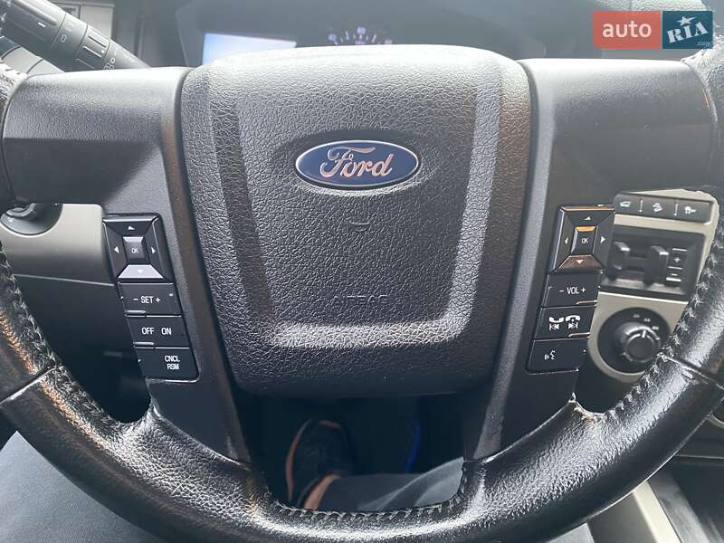 Внедорожник / Кроссовер Ford Expedition 2014 в Черкассах