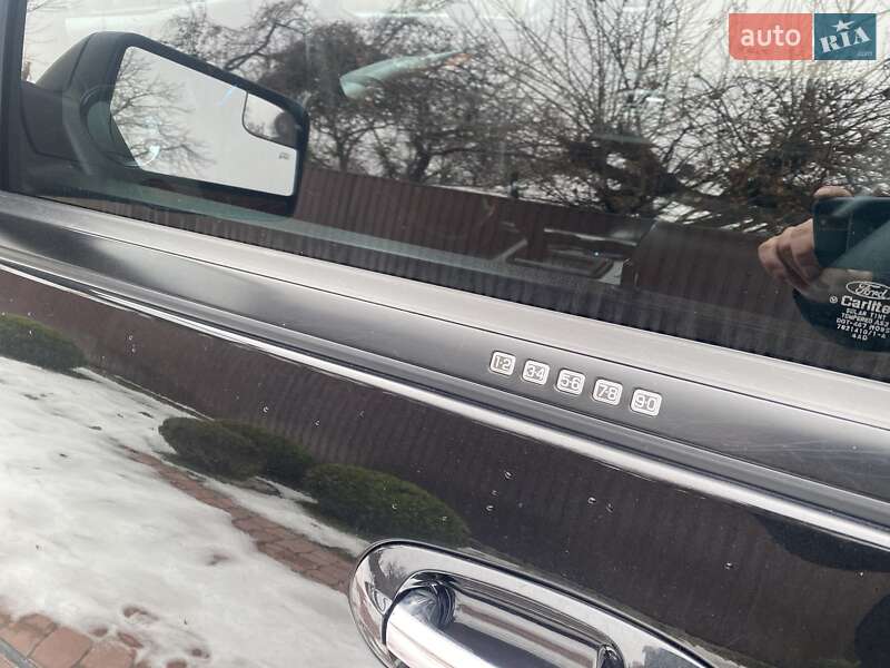 Внедорожник / Кроссовер Ford Expedition 2014 в Черкассах