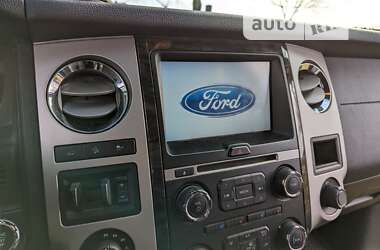 Внедорожник / Кроссовер Ford Expedition 2015 в 