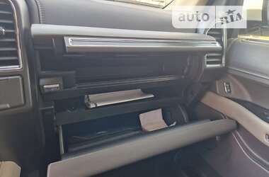Внедорожник / Кроссовер Ford Expedition 2020 в 