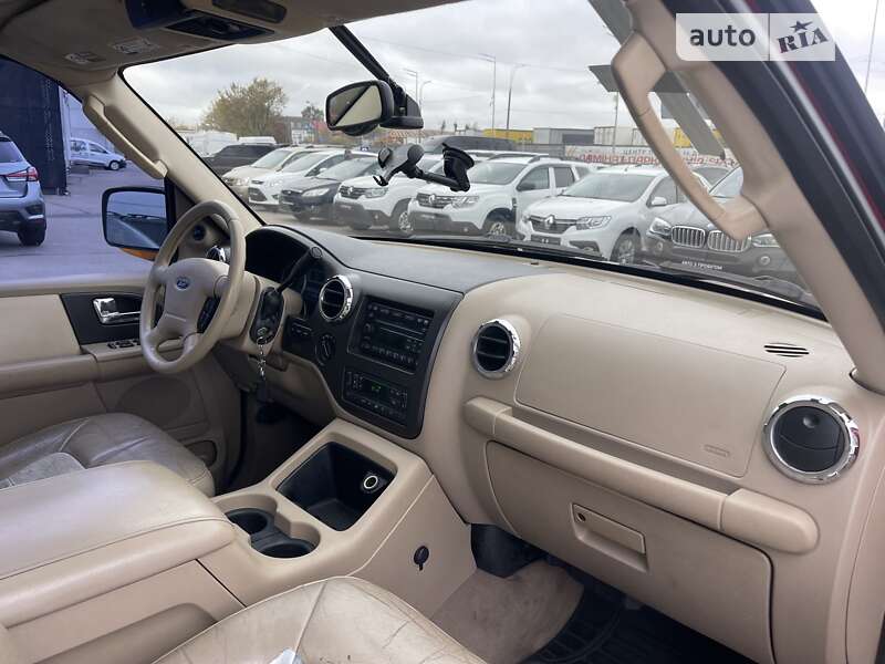 Внедорожник / Кроссовер Ford Expedition 2005 в Киеве