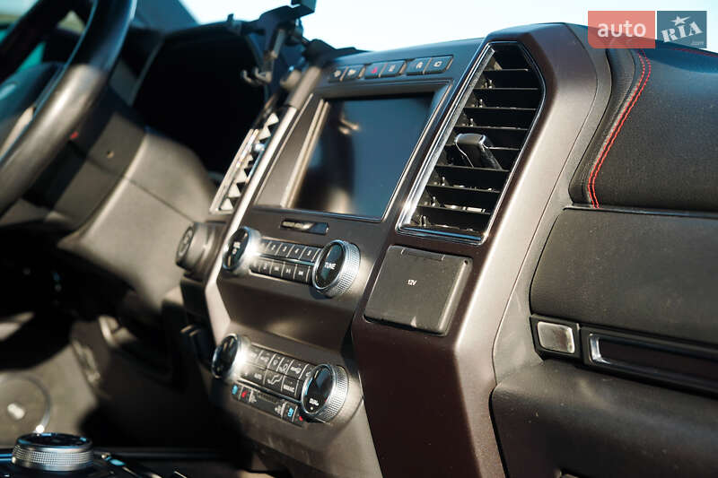 Внедорожник / Кроссовер Ford Expedition 2019 в Киеве
