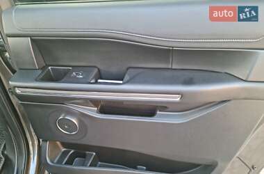 Внедорожник / Кроссовер Ford Expedition 2020 в 