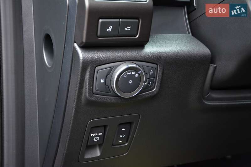 Позашляховик / Кросовер Ford Expedition 2020 в Києві