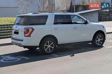 Позашляховик / Кросовер Ford Expedition 2019 в 