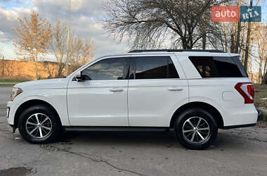 Позашляховик / Кросовер Ford Expedition 2019 в 
