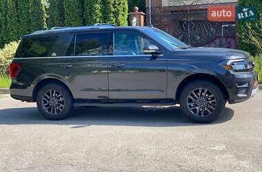 Внедорожник / Кроссовер Ford Expedition 2022 в 