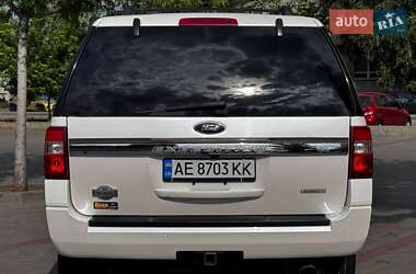 Внедорожник / Кроссовер Ford Expedition 2016 в 