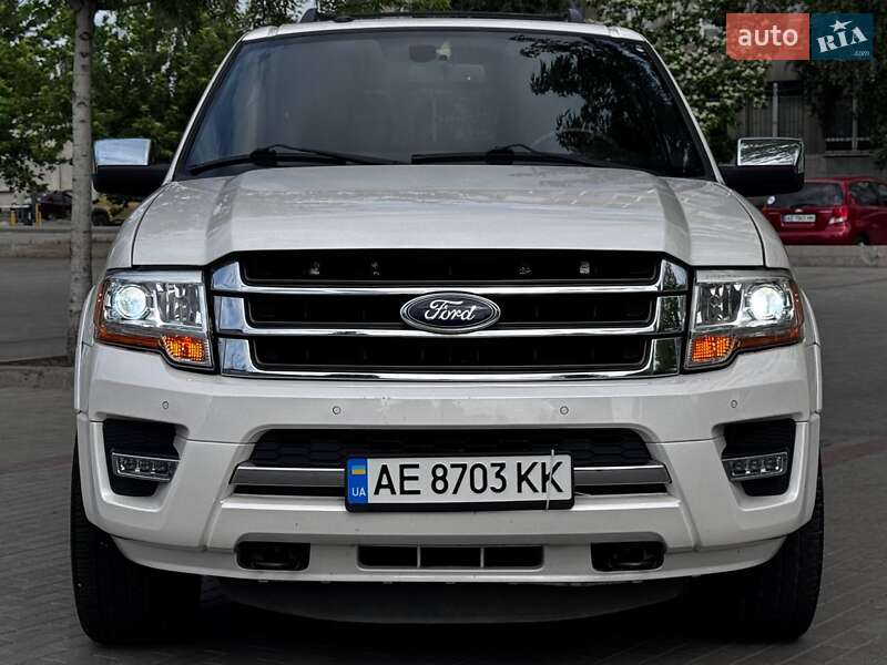 Позашляховик / Кросовер Ford Expedition 2016 в Дніпрі