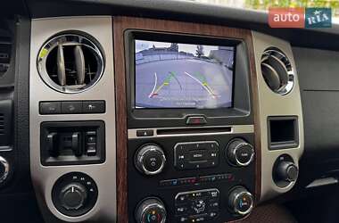 Внедорожник / Кроссовер Ford Expedition 2016 в 