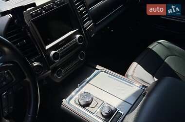 Внедорожник / Кроссовер Ford Expedition 2019 в 