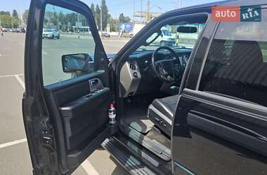 Позашляховик / Кросовер Ford Expedition 2016 в 