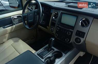 Внедорожник / Кроссовер Ford Expedition 2014 в 
