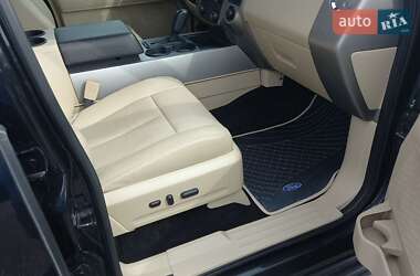 Внедорожник / Кроссовер Ford Expedition 2014 в 