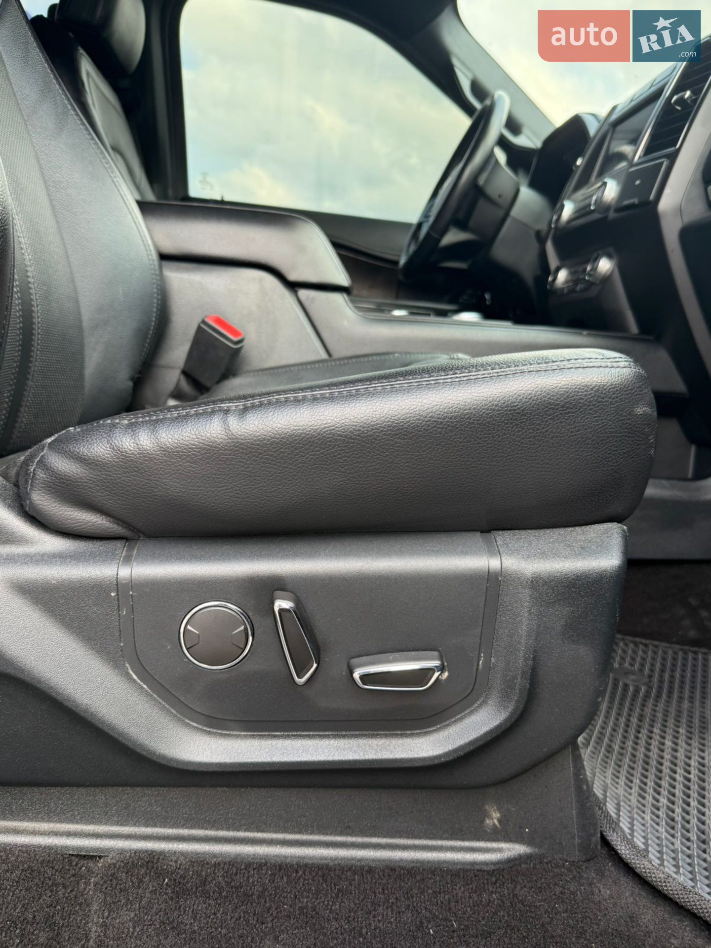 2019 Ford Expedition - мініатюра 41