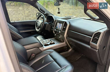 Внедорожник / Кроссовер Ford Expedition 2019 в 