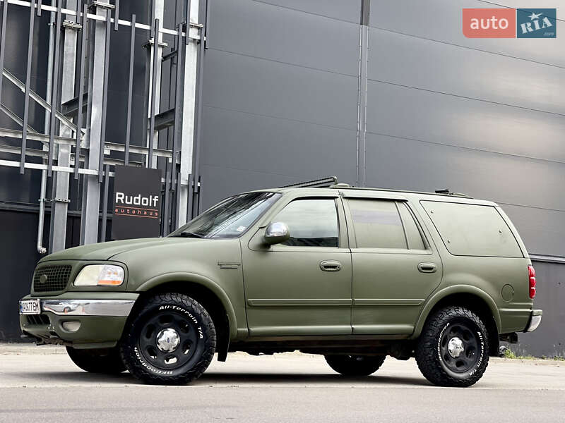 Внедорожник / Кроссовер Ford Expedition 1999 в Киеве