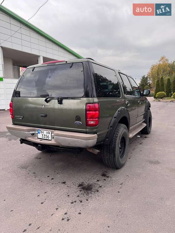 Внедорожник / Кроссовер Ford Expedition 2000 в Виноградове