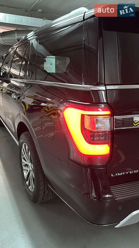 Позашляховик / Кросовер Ford Expedition 2018 в Дніпрі