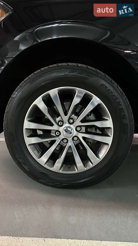Позашляховик / Кросовер Ford Expedition 2018 в Дніпрі
