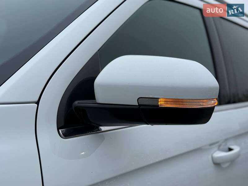 Позашляховик / Кросовер Ford Expedition 2019 в Рівному