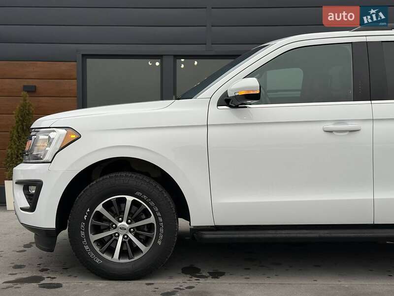 Позашляховик / Кросовер Ford Expedition 2019 в Рівному