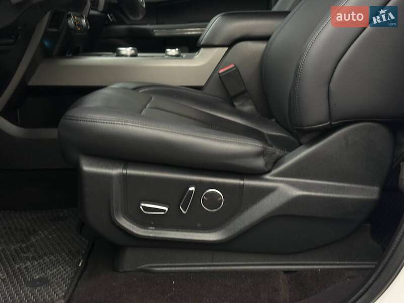 Позашляховик / Кросовер Ford Expedition 2019 в Рівному