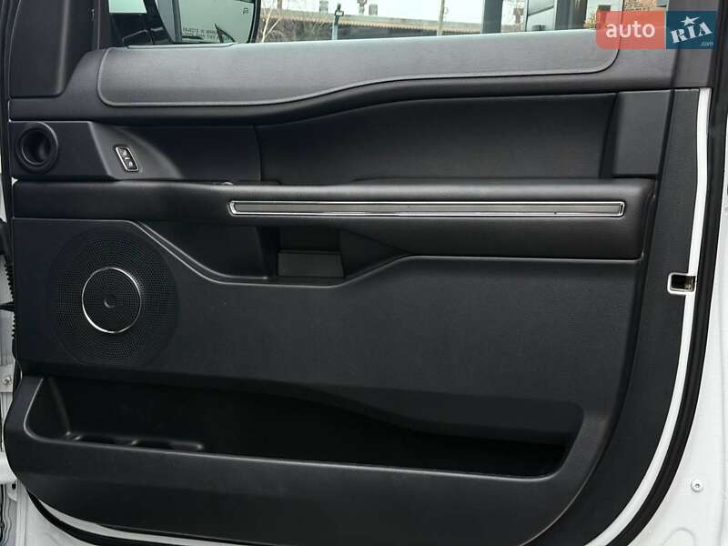 Позашляховик / Кросовер Ford Expedition 2019 в Рівному