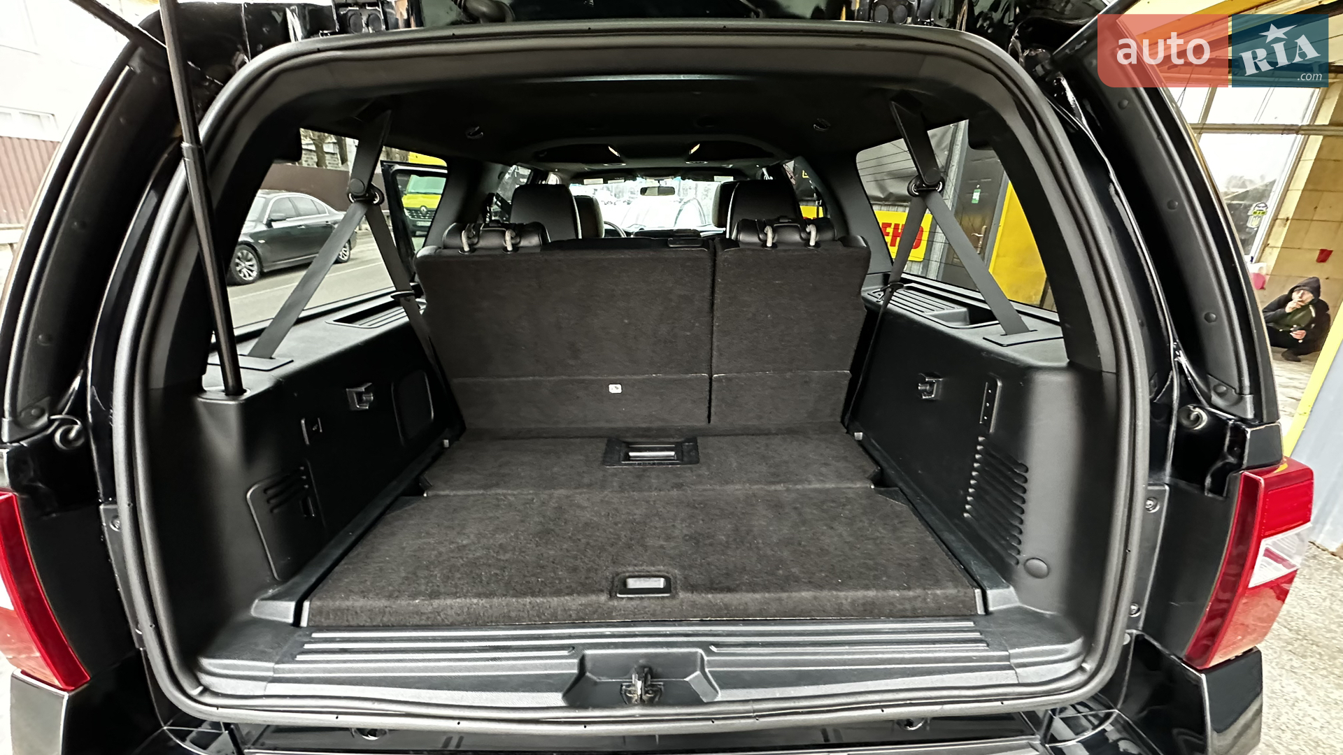 2016 Ford Expedition - мініатюра 25