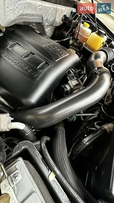 Позашляховик / Кросовер Ford Expedition 2016 в Києві фото 30 Позашляховик / Кросовер Ford Expedition 2016 в Києві