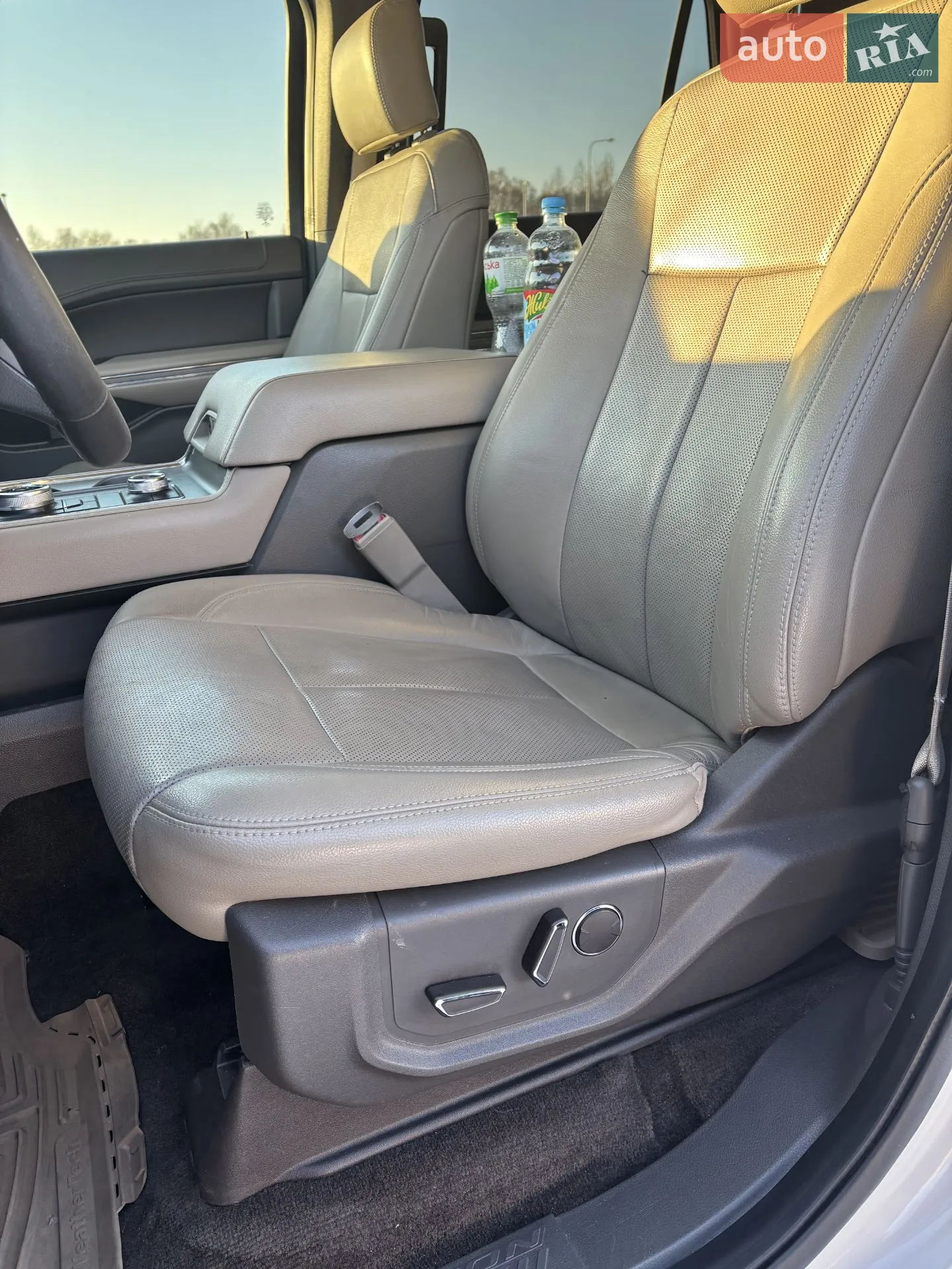 2018 Ford Expedition - мініатюра 24