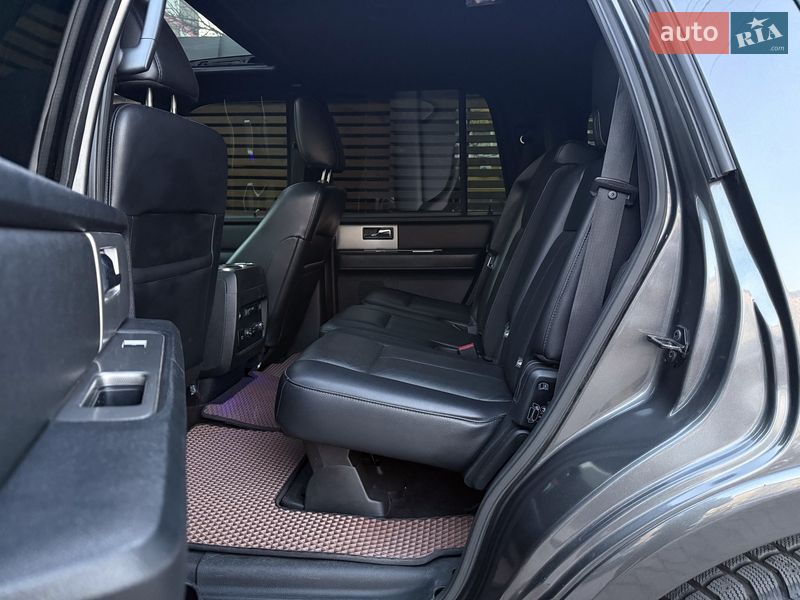 Позашляховик / Кросовер Ford Expedition 2017 в Одесі